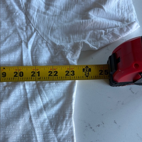 Free Planet White Short Sleeve Crew Neck Tee - Picture 11 of 12